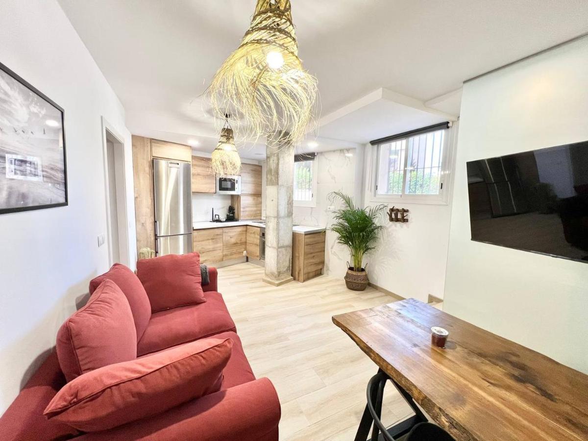 Erisa Ib Carihuela - Torremolinos Appartement Buitenkant foto
