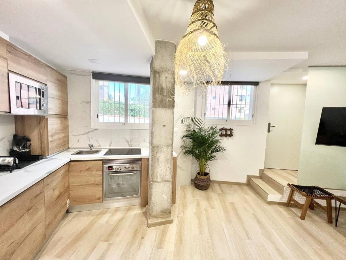 Erisa Ib Carihuela - Torremolinos Appartement Buitenkant foto