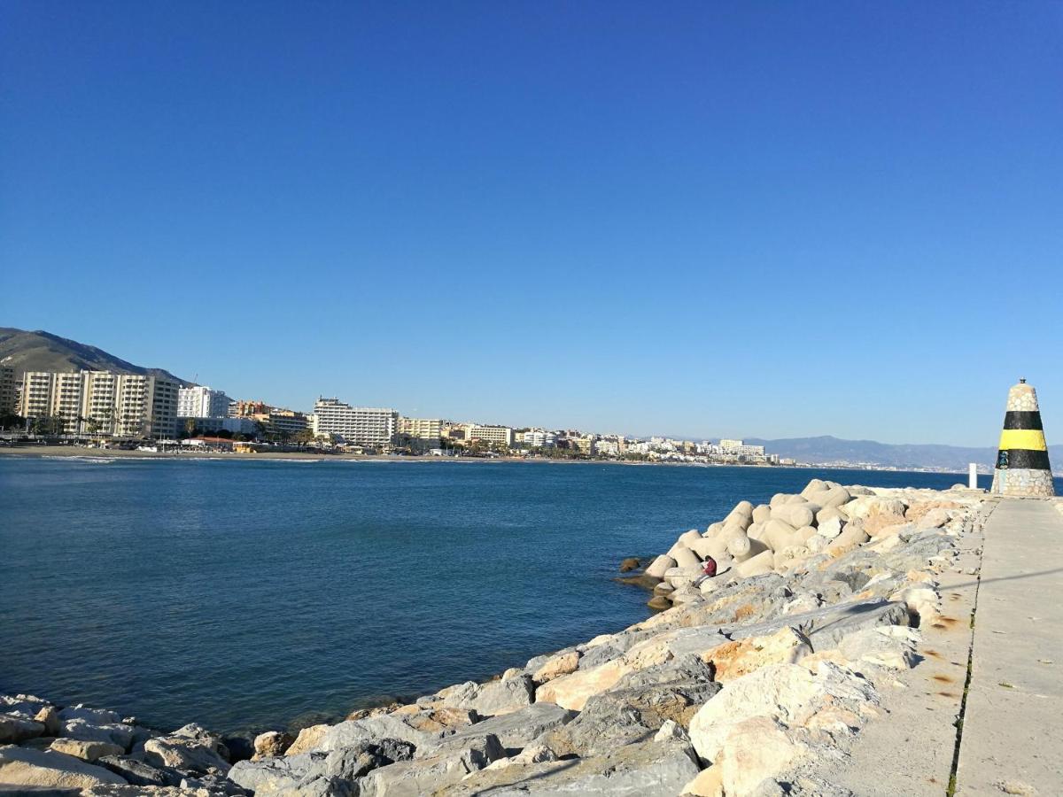 Erisa Ib Carihuela - Torremolinos Appartement Buitenkant foto